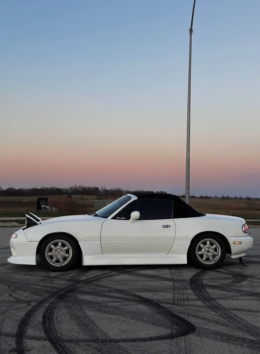 1993 Mazda NA MX-5 Miata - Image 3 of 12