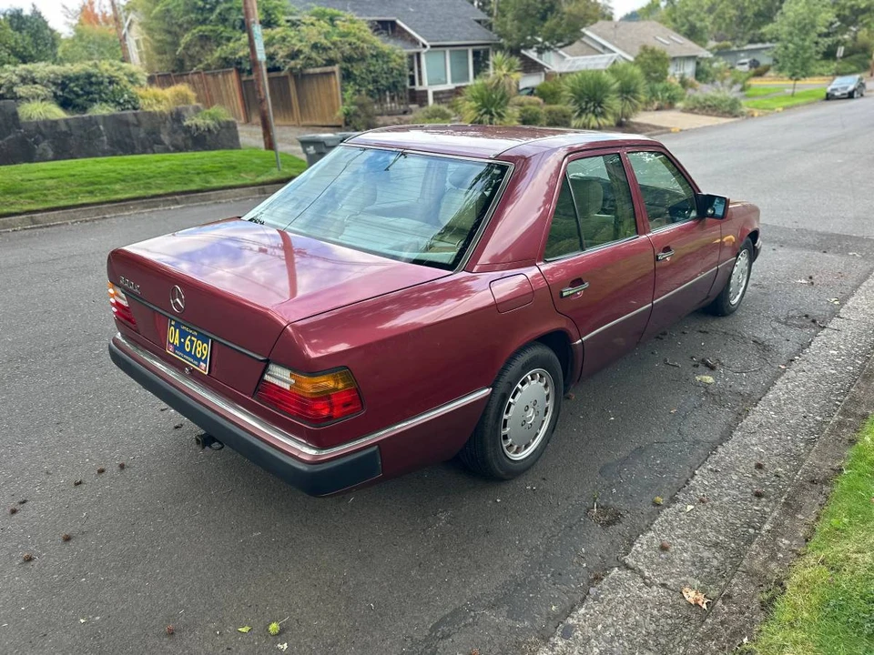 1991 Mercedes-Benz W124 E-Class - Image 5 of 23