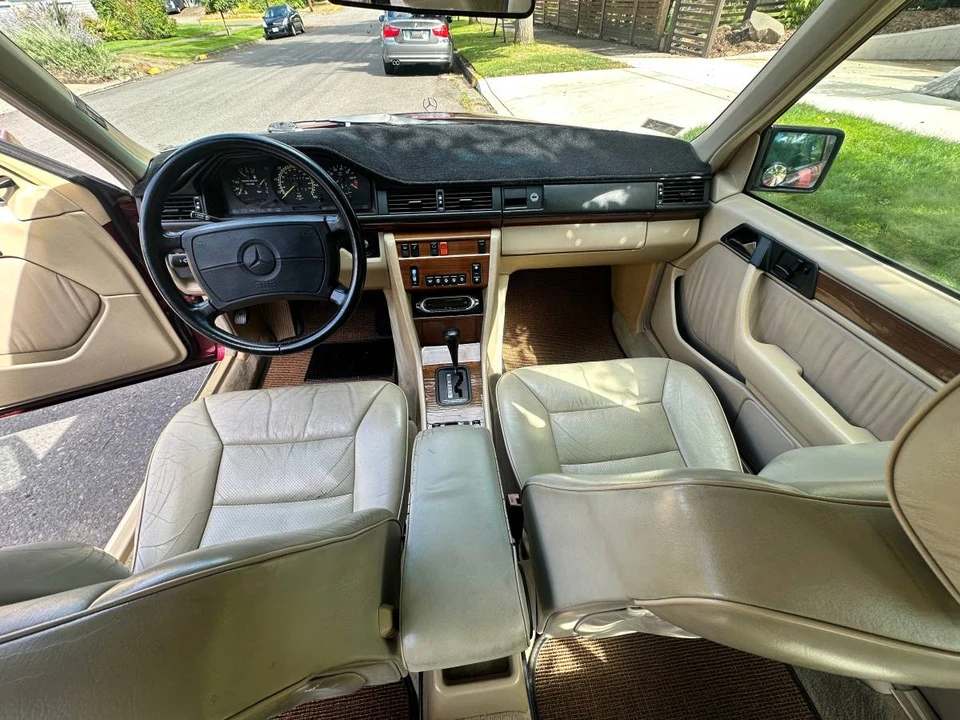 1991 Mercedes-Benz W124 E-Class - Image 19 of 23