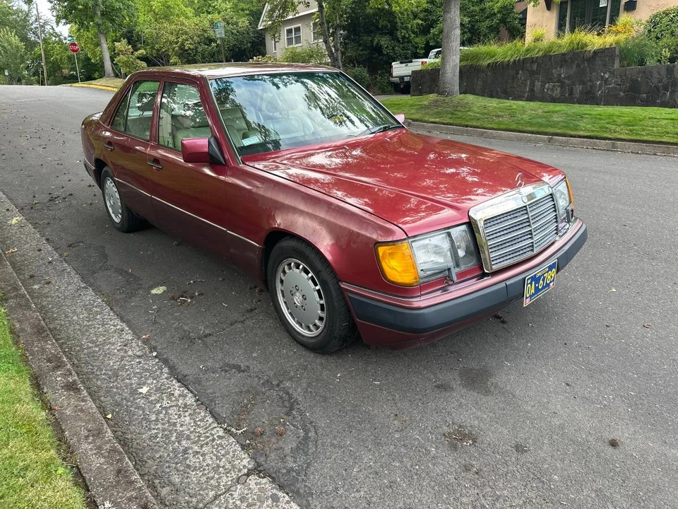 1991 Mercedes-Benz W124 E-Class - Image 7 of 23