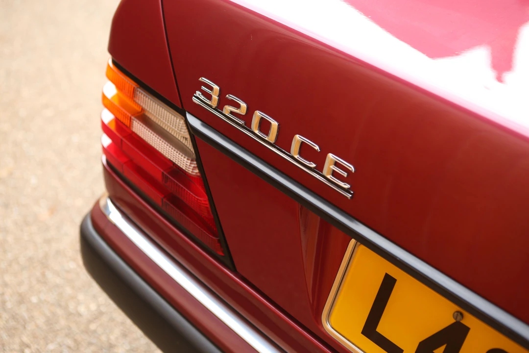 1993 Mercedes-Benz W124 E-Class - Image 3 of 6