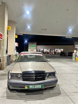 1993 Mercedes-Benz 190 E 2.3 Sedan 4D