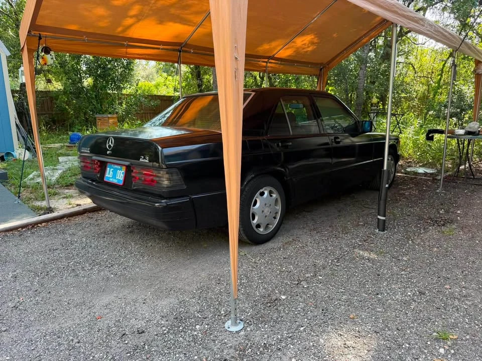 1993 Mercedes-Benz 190E - Image 7 of 8