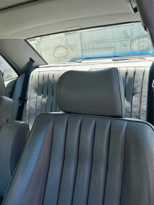 1993 Mercedes-Benz 190E - Image 12 of 14