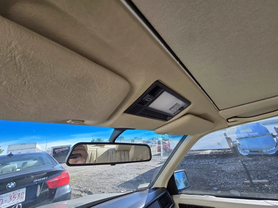 1993 Mercedes-Benz 190E - Image 9 of 15