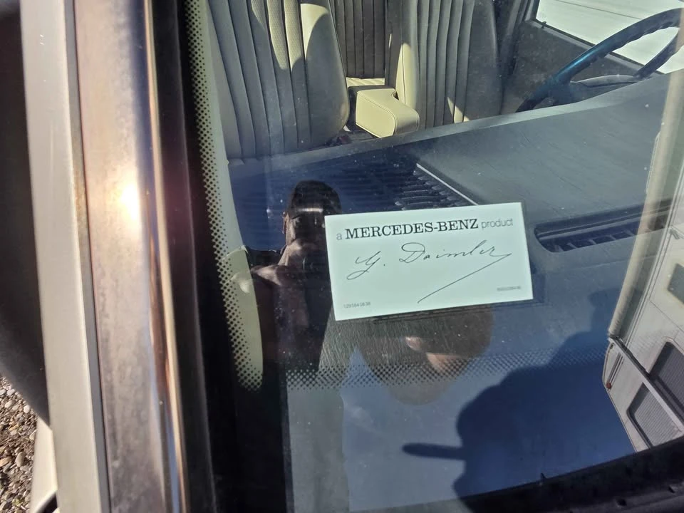 1993 Mercedes-Benz 190E - Image 10 of 15