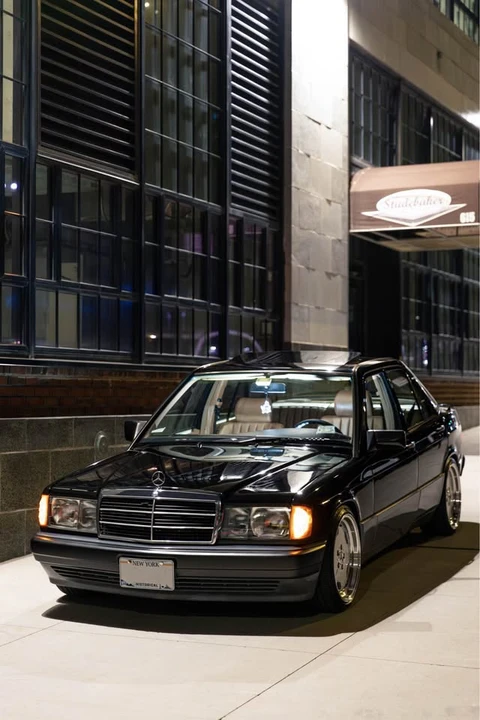 1993 Mercedes-Benz 190E - Image 6 of 7