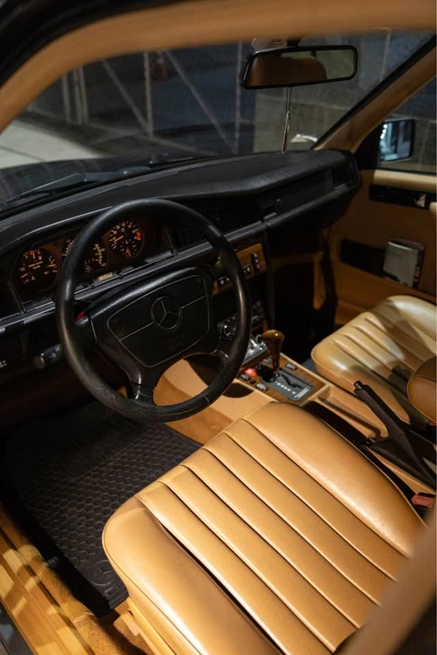 1993 Mercedes-Benz 190E - Image 7 of 7