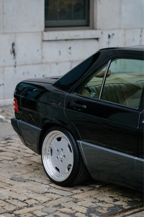 1993 Mercedes-Benz 190E - Image 3 of 7