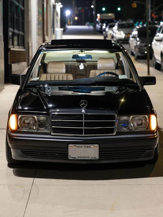 1993 Mercedes-Benz 190E - Image 5 of 7