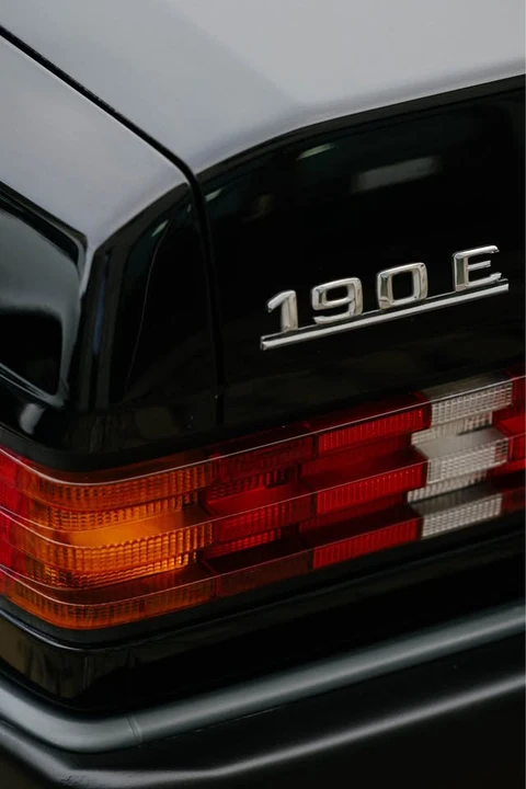 1993 Mercedes-Benz 190E - Image 4 of 7