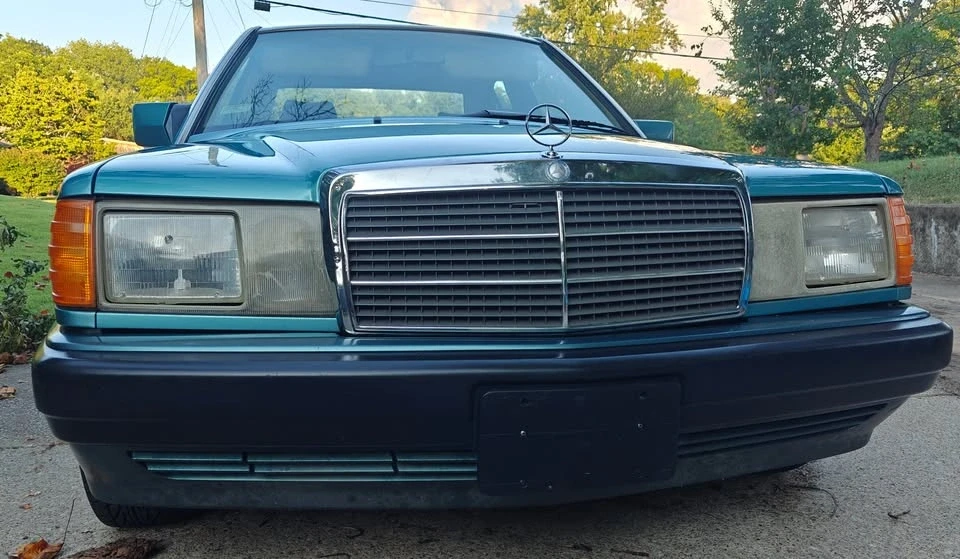 1993 Mercedes-Benz 190E - Image 9 of 13