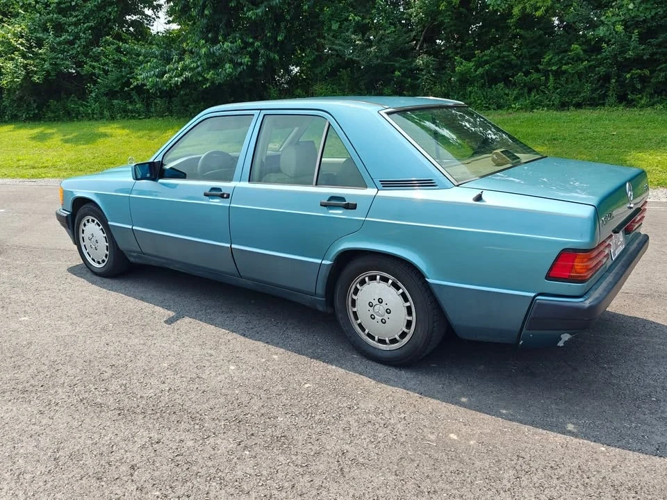 1993 Mercedes-Benz 190E - Image 5 of 13
