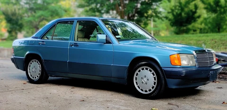 1993 Mercedes-Benz 190E - Image 11 of 13