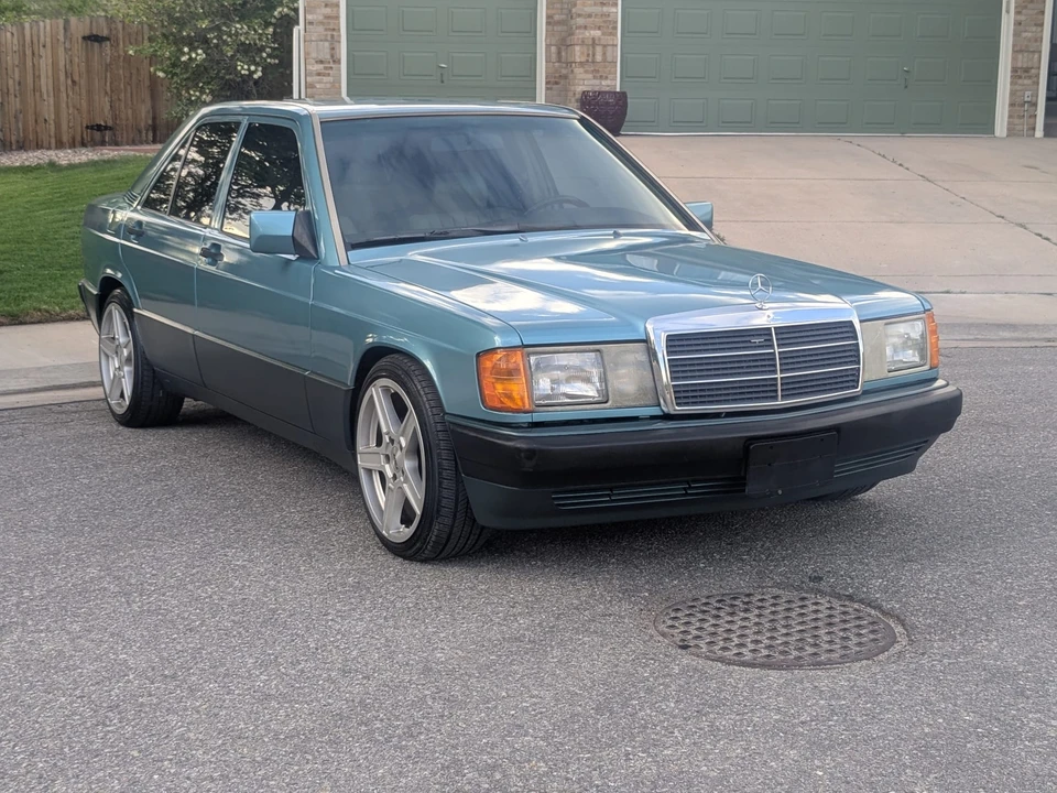 1993 Mercedes-Benz 190E - Image 10 of 31