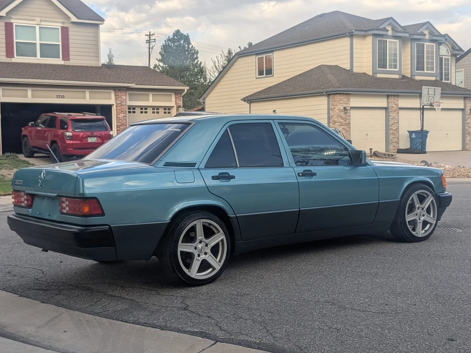 1993 Mercedes-Benz 190E - Image 21 of 31