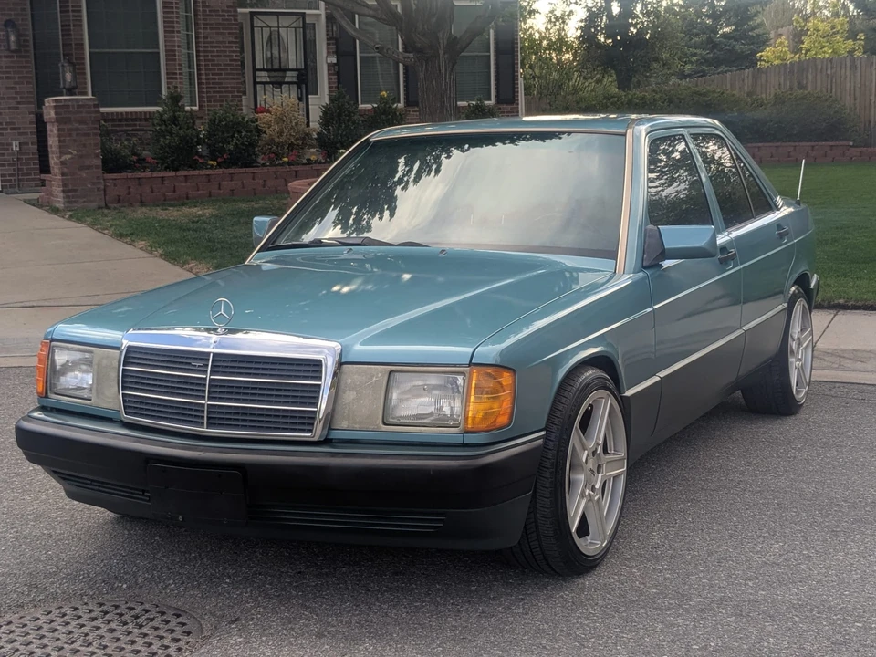 1993 Mercedes-Benz 190E - Image 6 of 31