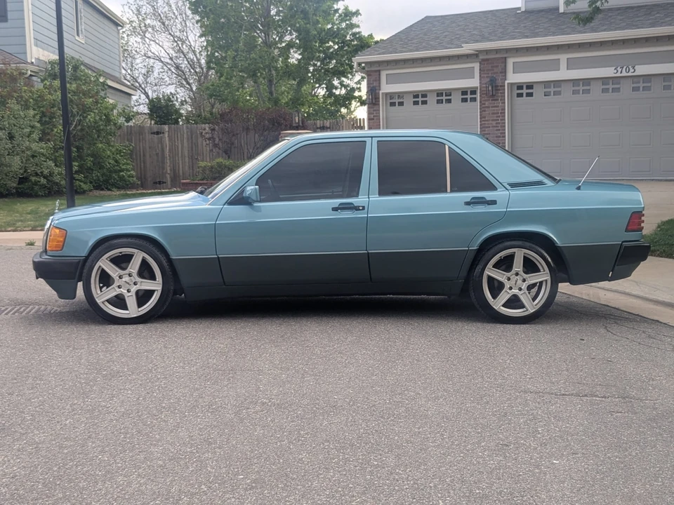 1993 Mercedes-Benz 190E - Image 24 of 31