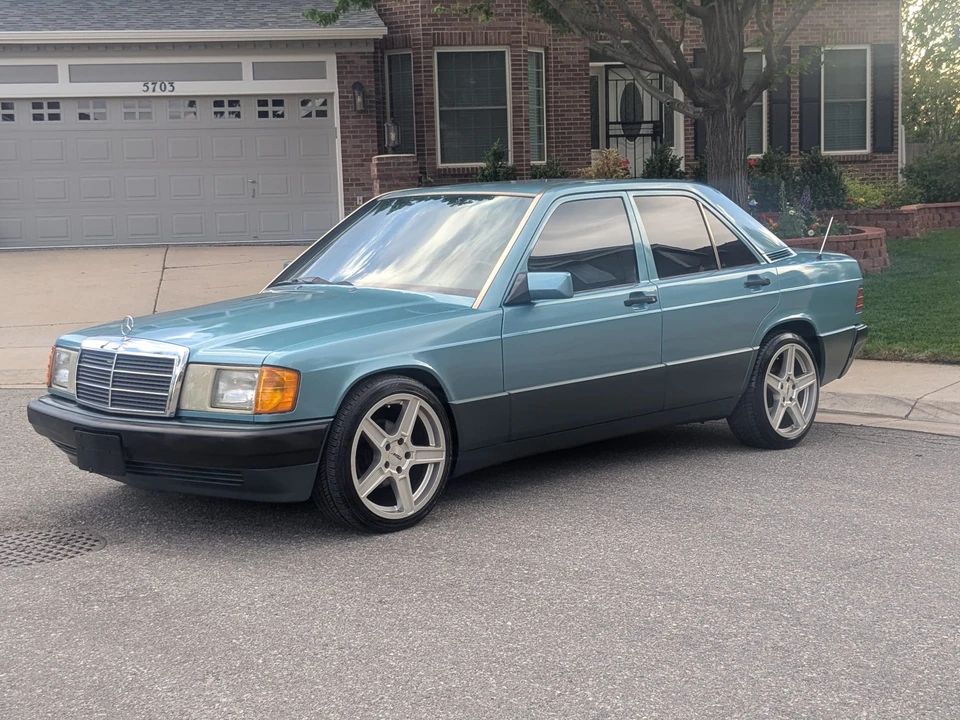 1993 Mercedes-Benz 190E - Image 4 of 31