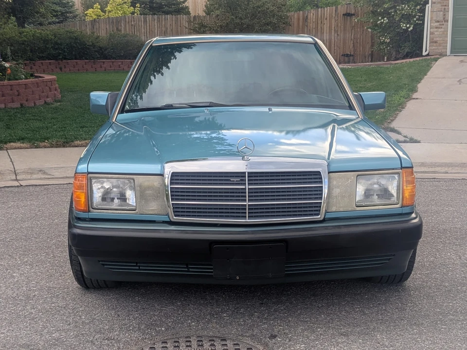 1993 Mercedes-Benz 190E - Image 8 of 31
