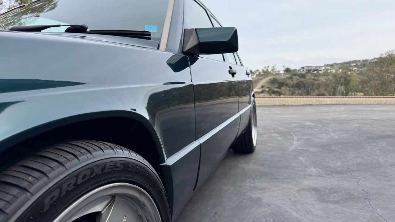 1993 Mercedes-Benz 190E - Image 27 of 31