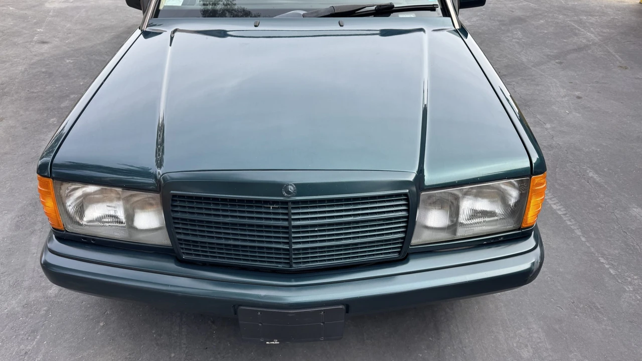 1993 Mercedes-Benz 190E - Image 20 of 31