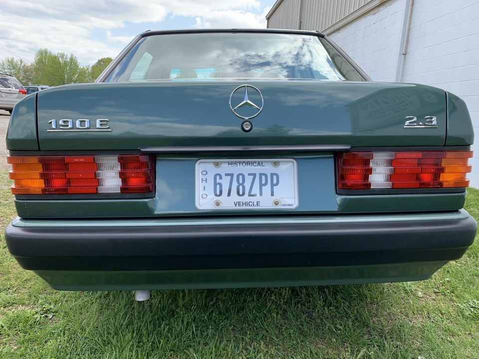 1993 Mercedes-Benz 190E - Image 5 of 31