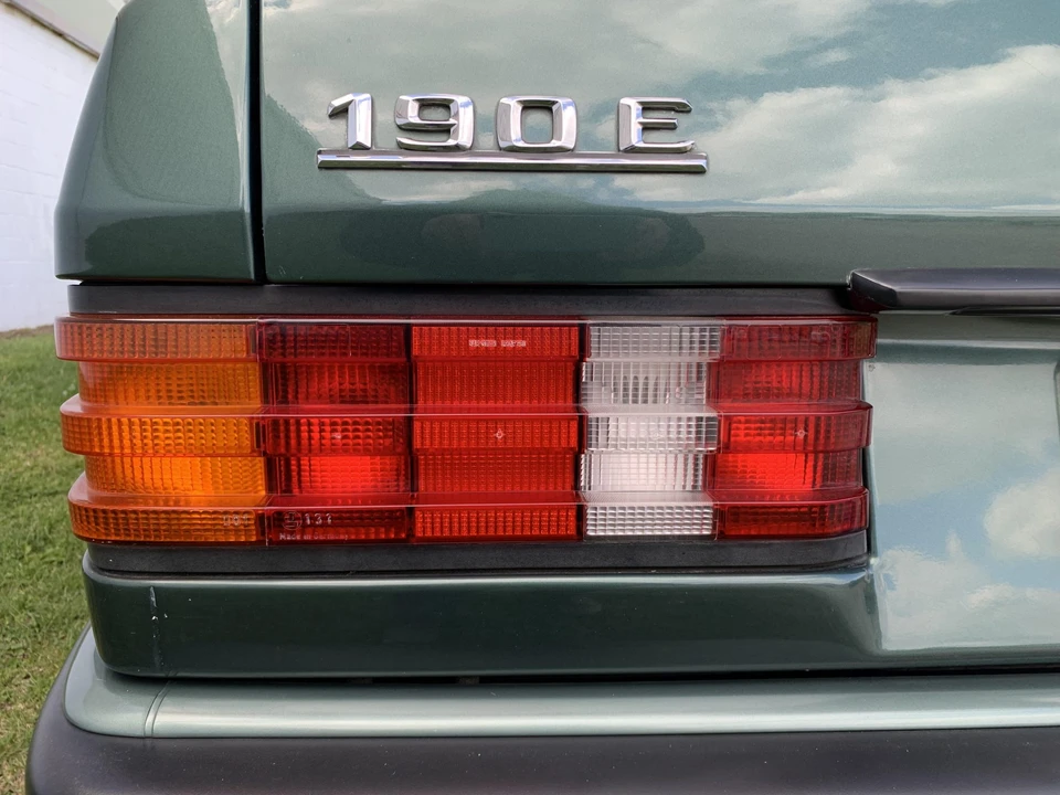 1993 Mercedes-Benz 190E - Image 27 of 31
