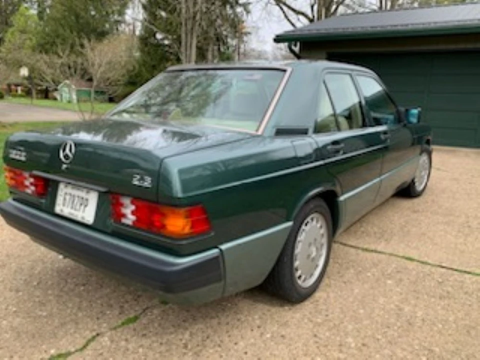1993 Mercedes-Benz 190E - Image 6 of 31