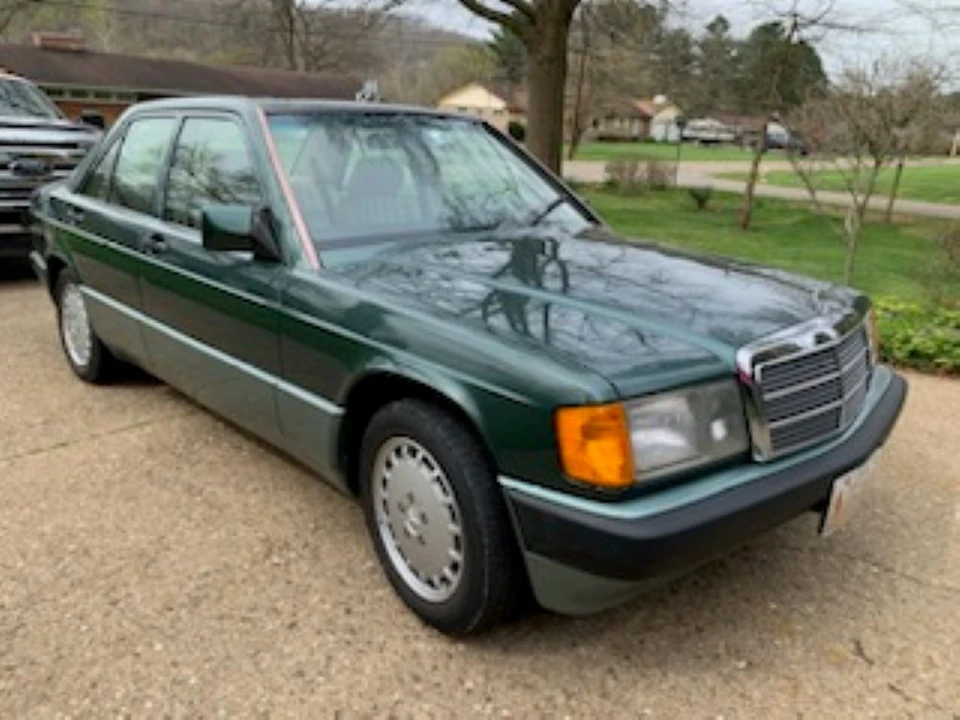 1993 Mercedes-Benz 190E - Image 11 of 31