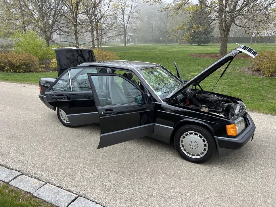 1993 Mercedes-Benz 190E - Image 27 of 31