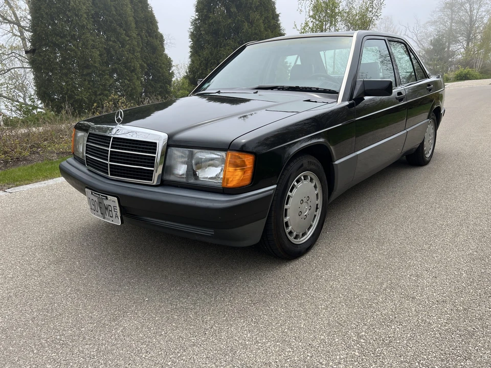 1993 Mercedes-Benz 190E - Image 4 of 31