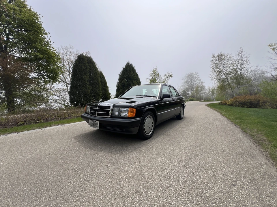 1993 Mercedes-Benz 190E - Image 8 of 31