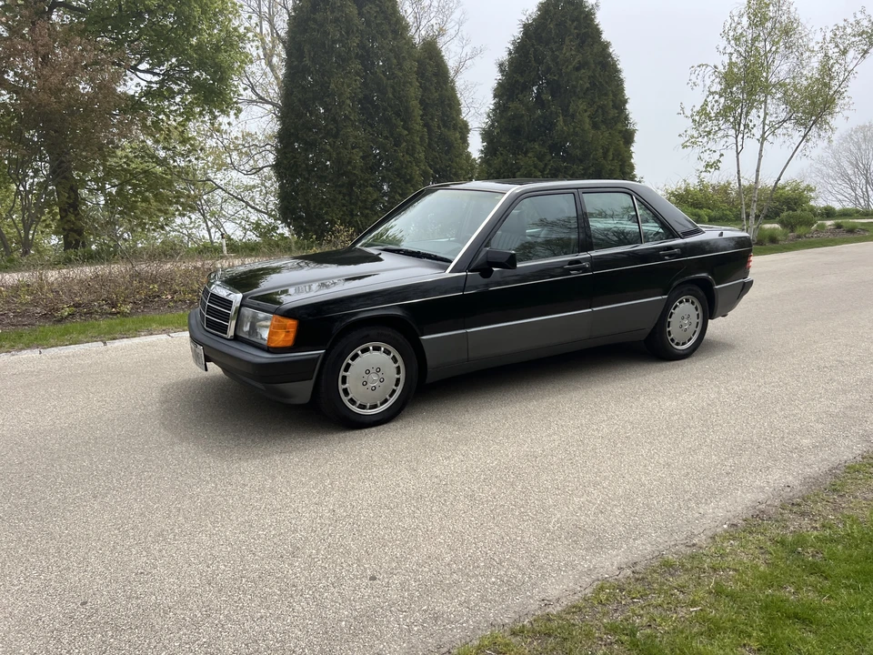 1993 Mercedes-Benz 190E - Image 19 of 31