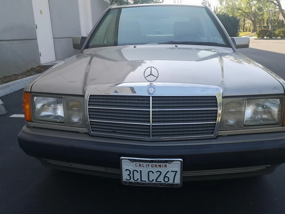 1993 Mercedes-Benz 190E - Image 15 of 28
