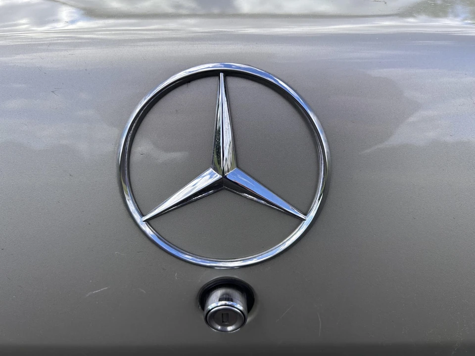 1993 Mercedes-Benz 190E - Image 20 of 31