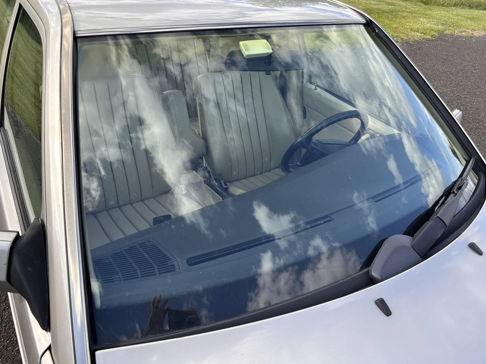 1993 Mercedes-Benz 190E - Image 23 of 31