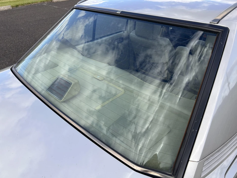 1993 Mercedes-Benz 190E - Image 24 of 31