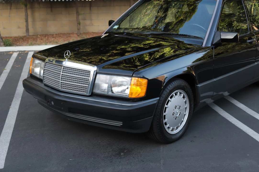 1993 Mercedes-Benz 190E - Image 19 of 31