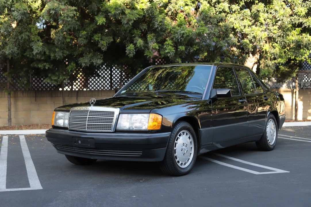 1993 Mercedes-Benz 190E - Image 3 of 31