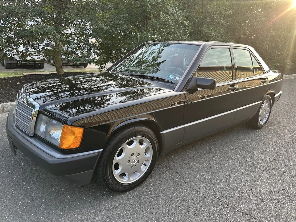 1993 Mercedes-Benz 190E - Image 22 of 31