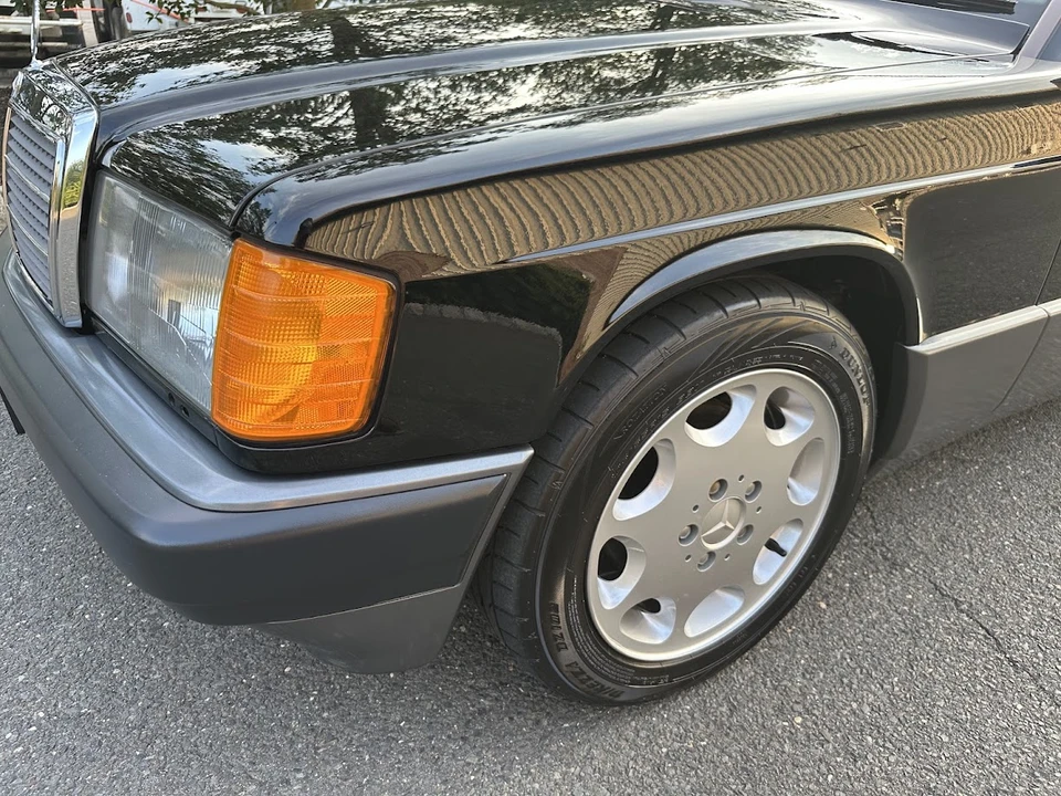 1993 Mercedes-Benz 190E - Image 30 of 31
