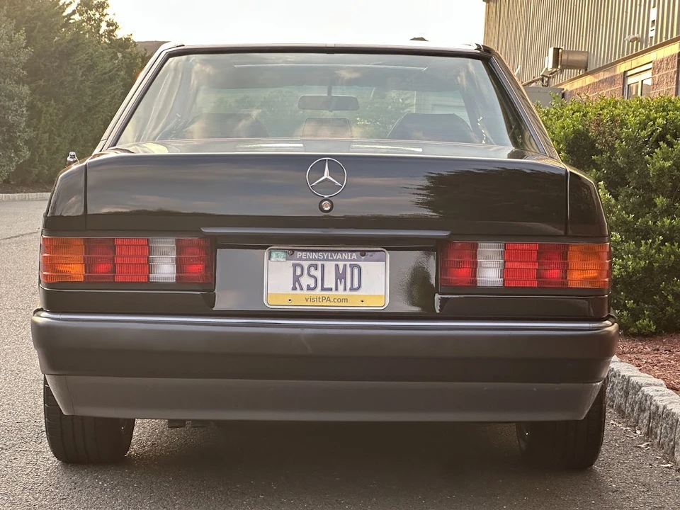 1993 Mercedes-Benz 190E - Image 14 of 31