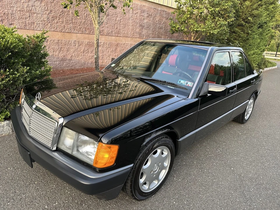 1993 Mercedes-Benz 190E - Image 21 of 31