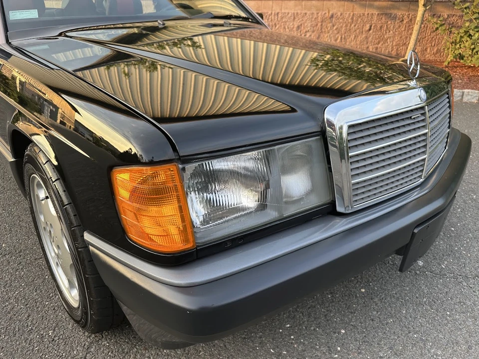 1993 Mercedes-Benz 190E - Image 28 of 31