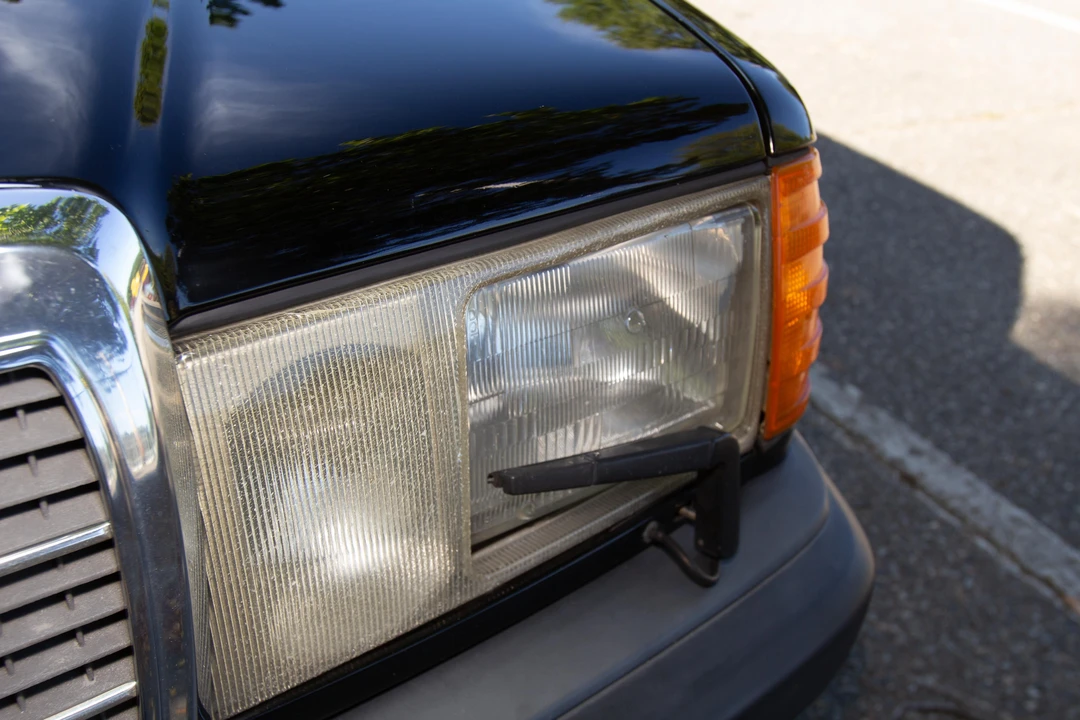 1993 Mercedes-Benz 190E - Image 27 of 31