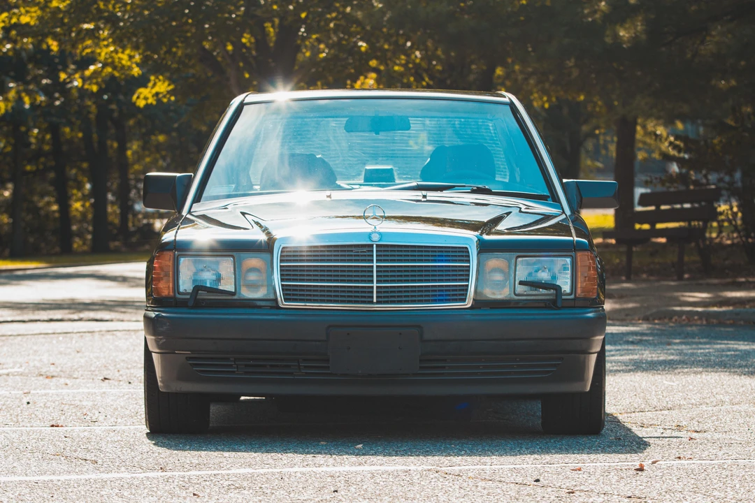 1993 Mercedes-Benz 190E - Image 6 of 31