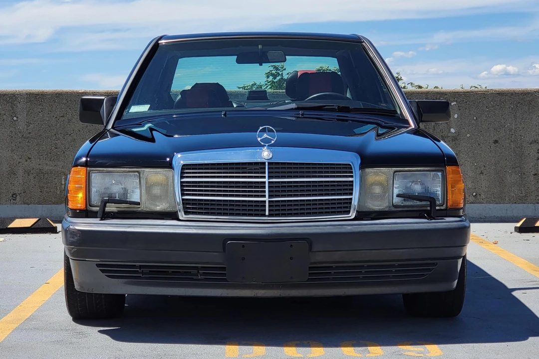 1993 Mercedes-Benz 190E - Image 2 of 31