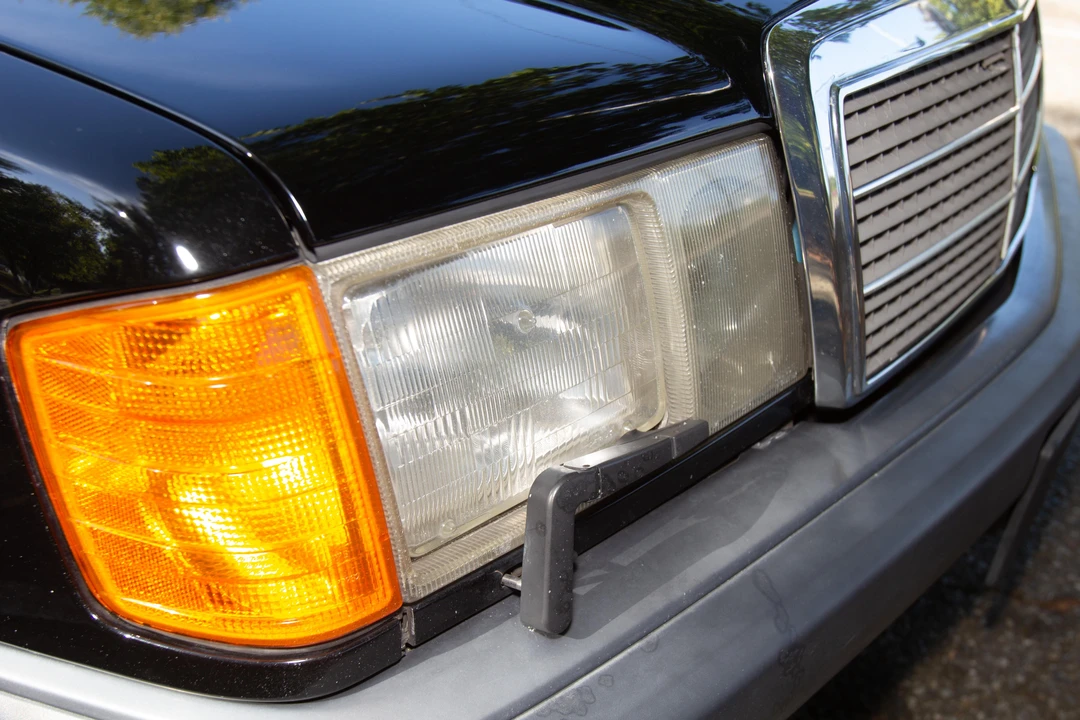 1993 Mercedes-Benz 190E - Image 20 of 31