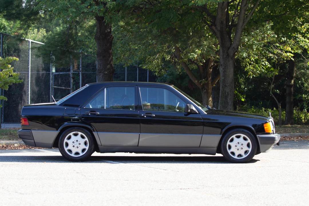 1993 Mercedes-Benz 190E - Image 16 of 31